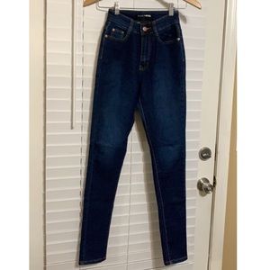 Fashion Nova High Rise Skinny Jeans Size 1/2